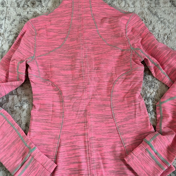 Lululemon jacket - Picture 3 of 3